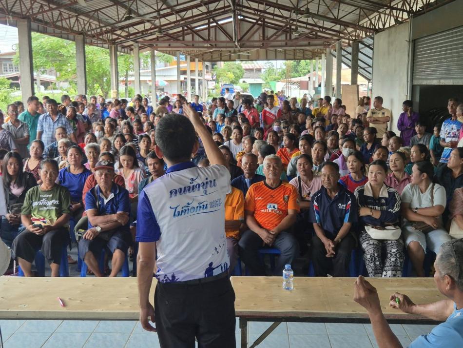 วันที่ 2​4 ก.ย.2568 เทศบาลตำบลตาเกานำโดย​นายณรงค์​ศักดิ์​  โลเตียะนันต์​ ที่ปรึกษานายกฯ​ คณะผู้บริหาร​ ฝ่ายสภาเทศบาล​  นายชัยยา​ สมศรี​ ปลัดเทศบาลตำบลตาเกา​ นักจัดการงานทั่วไป​ และกำนันตำบลตาเกา ลงพื้นที่ประชาคม​หมู่บ้าน การ​ขอรับความช่วยเหลือผู้ประสบภัย​อันเนื่องมาจากการกระทำ​ของกำลัง จากนอกประเทศ ปี 2568 ตามมติคณะ รัฐมนตรี เมื่อ วัน ที่ 26 สิงหาคม 2568 ณ บ้านน้ำขุ่นกลาง​ หมู่  7  อ.น้ำขุ่น จ.อุบลราชธานี ณ ศาลาประชาคมบ้านโนนงาม