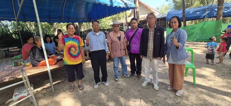 ผ่านไปแล้ว 12 วัน เทศบาลตำบลตาเกา นำโดยท่านอภิชาติ ยอดพุทธ นายกเทศมนตรีตำบลตาเกาและทีมบริหาร สมาชิกสภา และพนักงานเทศบาลตำบลตาเกา ยังคงดูแลพี่น้องประชาชนในเขตเทศบาลตำบลตาเกาในศูนย์อพยพที่หน่วยงานจัดให้เช่นเคยค่ะ