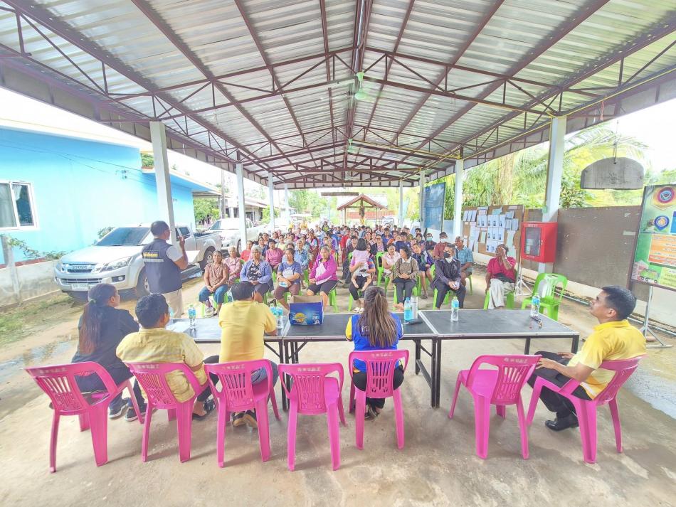 วันที่ 2​2 ก.ย.2568 เทศบาลตำบลตาเกานำโดย คณะผู้บริหารนายทองม้วน ธาดาวงษา นายบุญธรรม พาเจริญ รองนายกเทศมนตรี ประธานสภา ปลัดเทศบาลตำบลตาเกา ปลัดอำเภอน้ำขุ่น และกำนันตำบลตาเกา ลงพื้นที่ประชาคม​หมู่บ้าน การ​ขอรับความช่วยเหลือผู้ประสบภัย​อันเนื่องมาจากการกระทำ​ของกำลัง จากนอกประเทศ ปี 2568 ตามมติคณะ รัฐมนตรี เมื่อ วัน ที่ 26 สิงหาคม 2568 ณ บ้านตาเอ็ม​หมู่​ 2 อ.น้ำขุ่น จ.อุบลราชธานี ณ ศาลาประชาคมบ้านตาเกา